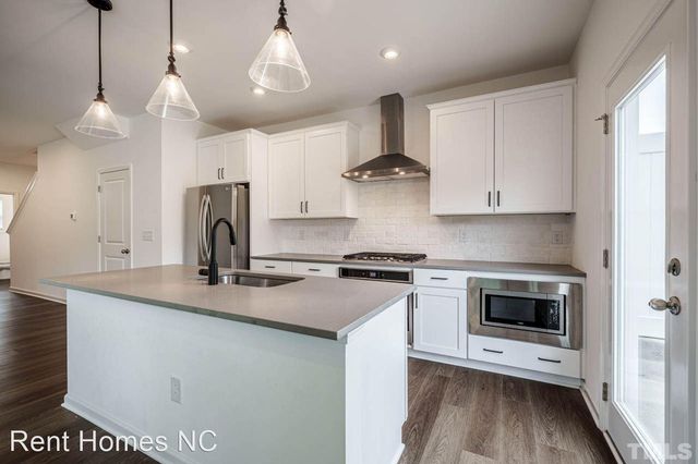 838 Oak Center Drive, Raleigh, NC 27610