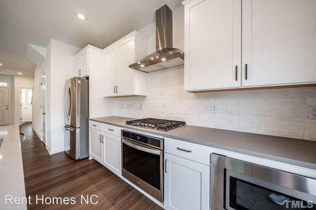 838 Oak Center Drive, Raleigh, NC 27610