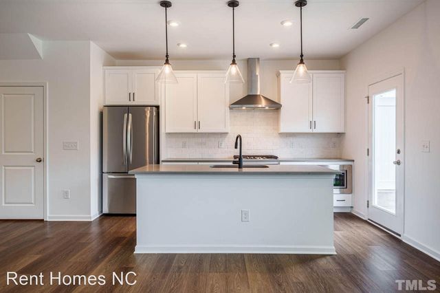 838 Oak Center Drive, Raleigh, NC 27610