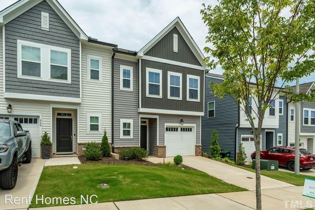 838 Oak Center Drive, Raleigh, NC 27610