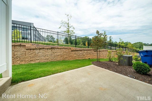 838 Oak Center Drive, Raleigh, NC 27610