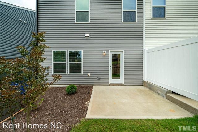 838 Oak Center Drive, Raleigh, NC 27610