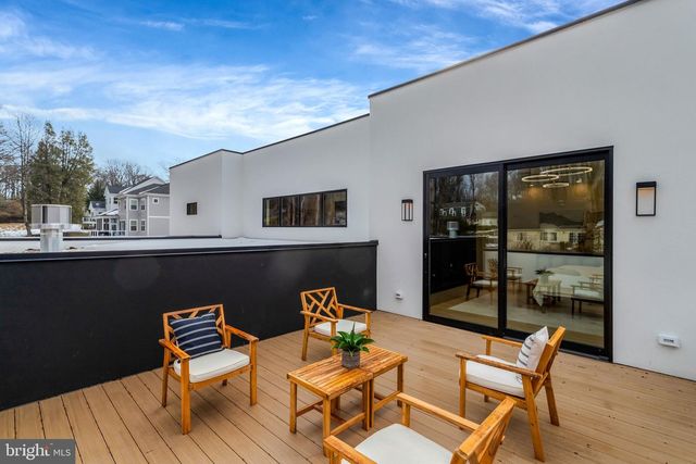 8302 ROBEY AVE, Annandale, VA 22003