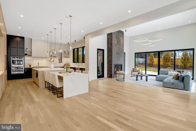 8302 ROBEY AVE, Annandale, VA 22003