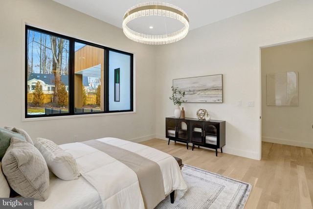 8302 ROBEY AVE, Annandale, VA 22003