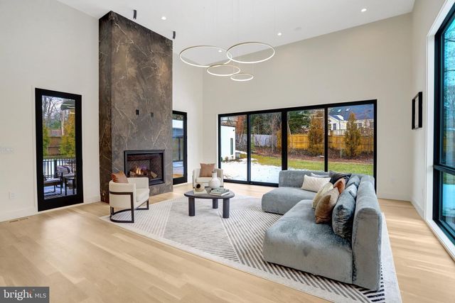 8302 ROBEY AVE, Annandale, VA 22003