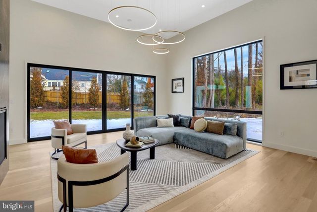 8302 ROBEY AVE, Annandale, VA 22003