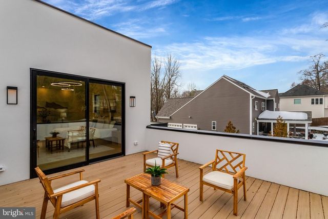 8302 ROBEY AVE, Annandale, VA 22003