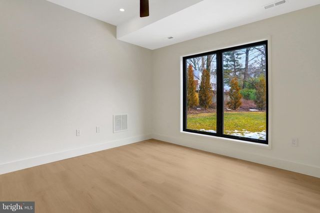 8302 ROBEY AVE, Annandale, VA 22003