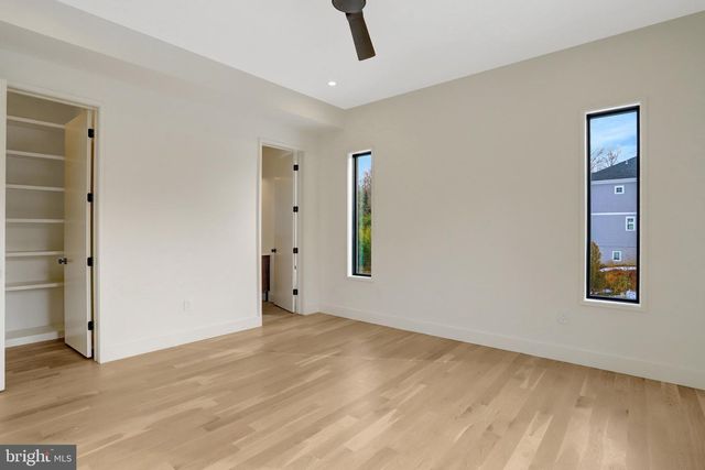 8302 ROBEY AVE, Annandale, VA 22003