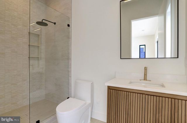 8302 ROBEY AVE, Annandale, VA 22003