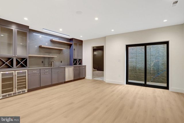 8302 ROBEY AVE, Annandale, VA 22003