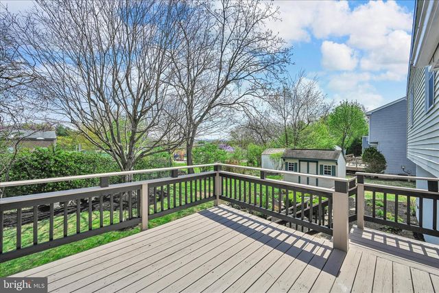 902 SUELLEN DR, Reading, PA 19605