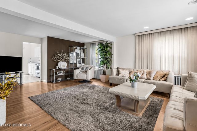79 White Street, Long Branch, NJ 07740