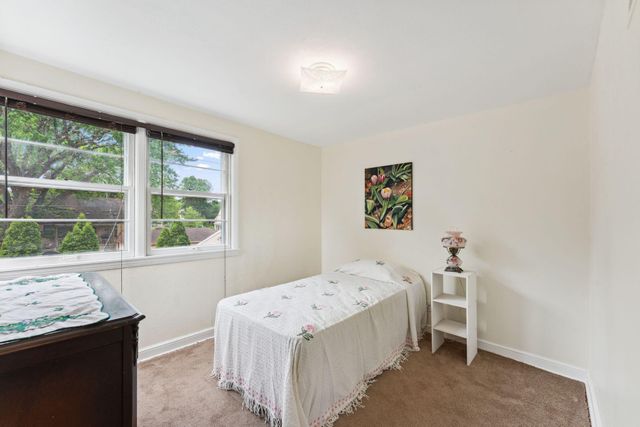 5718 13th Avenue S, Minneapolis, MN 55417