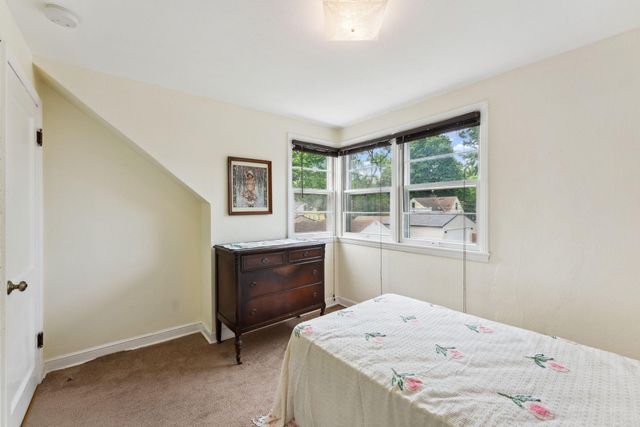 5718 13th Avenue S, Minneapolis, MN 55417