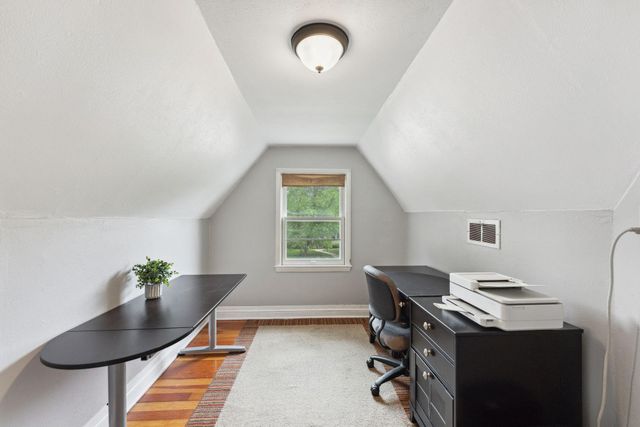 5718 13th Avenue S, Minneapolis, MN 55417