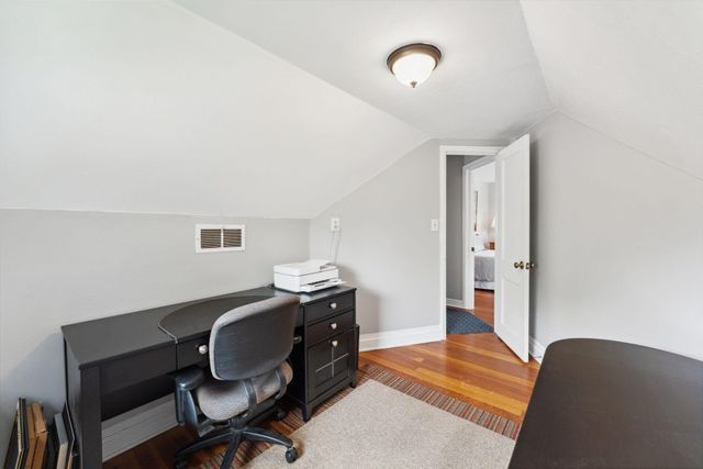 5718 13th Avenue S, Minneapolis, MN 55417