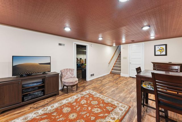 5718 13th Avenue S, Minneapolis, MN 55417