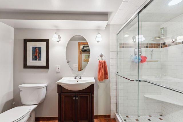 5718 13th Avenue S, Minneapolis, MN 55417