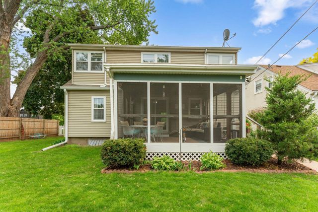 5718 13th Avenue S, Minneapolis, MN 55417