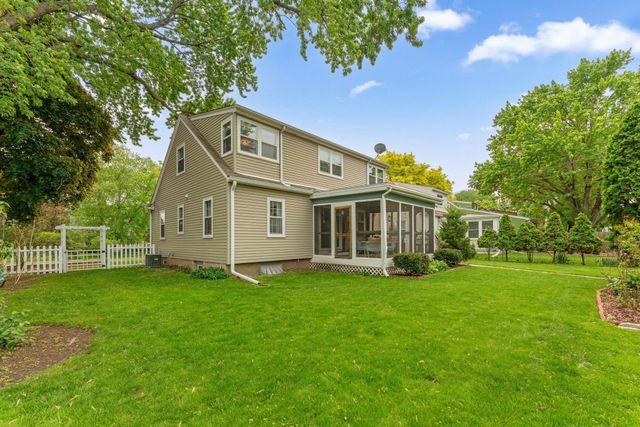 5718 13th Avenue S, Minneapolis, MN 55417