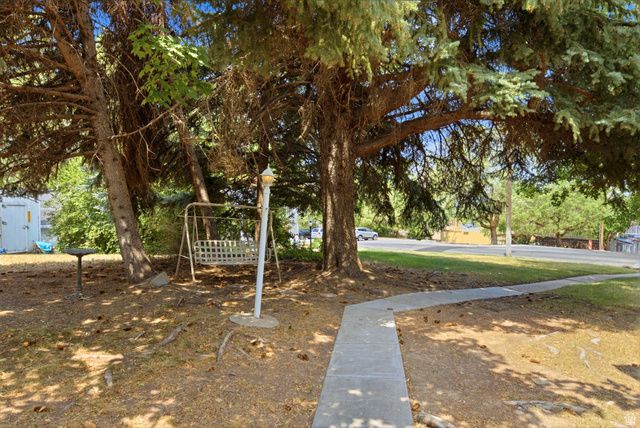 965 39TH ST, South Ogden, UT 84403