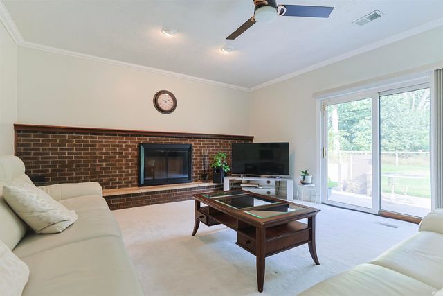 11611 Whittington Circle, Mishawaka, IN 46545
