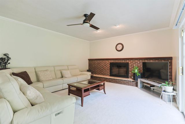 11611 Whittington Circle, Mishawaka, IN 46545