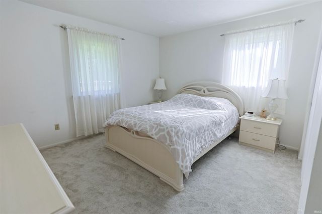 11611 Whittington Circle, Mishawaka, IN 46545