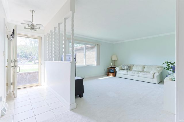 11611 Whittington Circle, Mishawaka, IN 46545