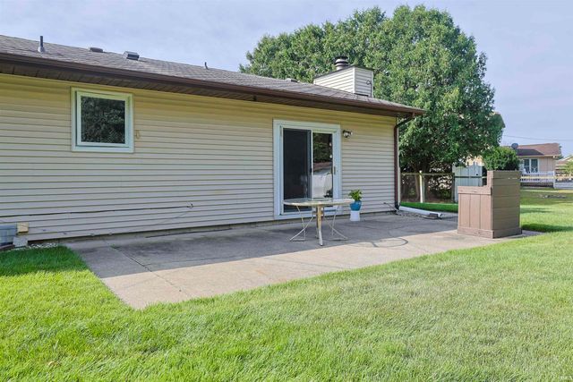11611 Whittington Circle, Mishawaka, IN 46545