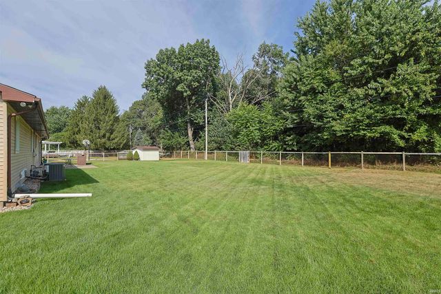 11611 Whittington Circle, Mishawaka, IN 46545