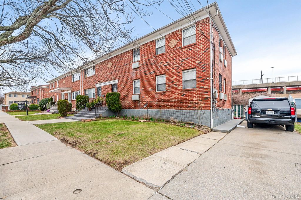 134-10 Garrett Street, Jamaica, NY 11434 — exterior
