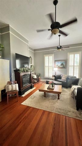 636 Franklin, La Grange, TX 78945