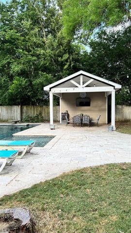 636 Franklin, La Grange, TX 78945