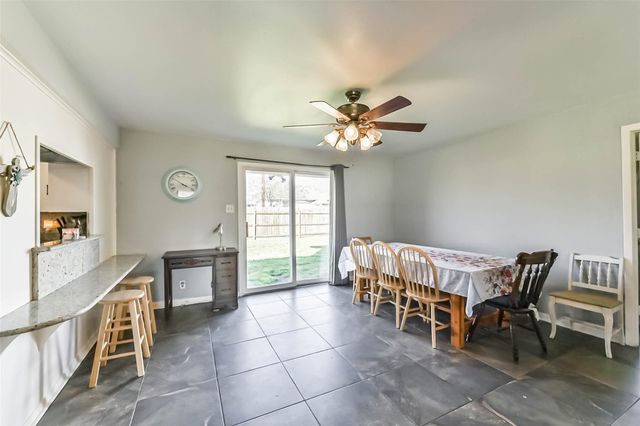 71 Garfield Street, La Porte, TX 77571