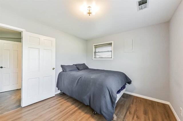 71 Garfield Street, La Porte, TX 77571