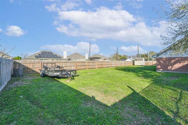 71 Garfield Street, La Porte, TX 77571