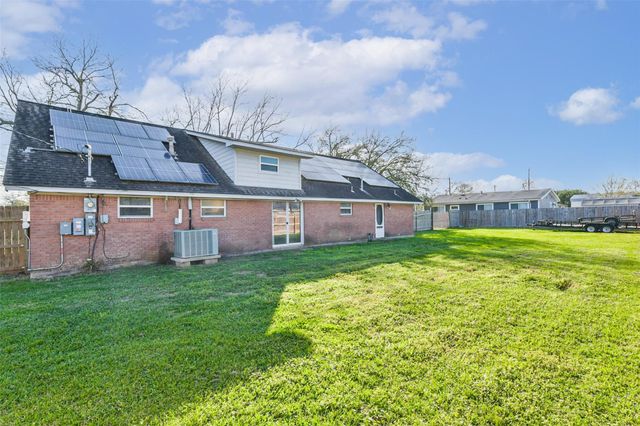 71 Garfield Street, La Porte, TX 77571