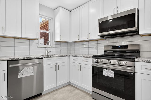 2520 Laurelhurst Road, University Heights, OH 44118