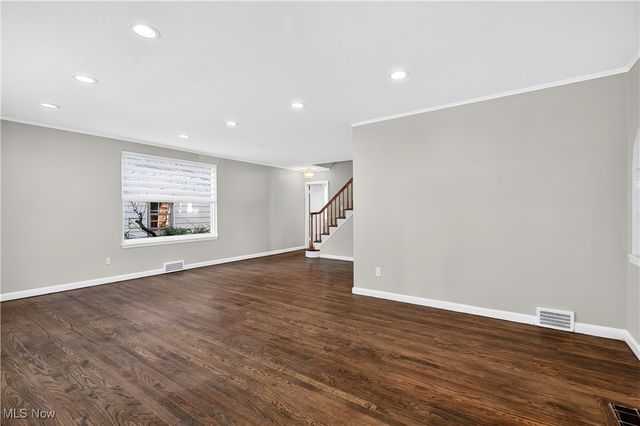 2520 Laurelhurst Road, University Heights, OH 44118