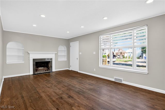 2520 Laurelhurst Road, University Heights, OH 44118