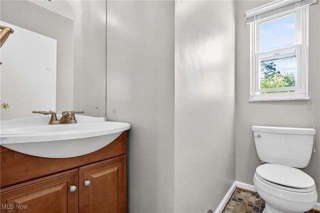 2520 Laurelhurst Road, University Heights, OH 44118