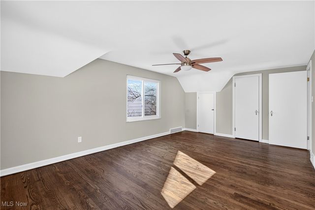 2520 Laurelhurst Road, University Heights, OH 44118