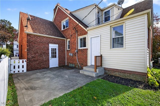 2520 Laurelhurst Road, University Heights, OH 44118