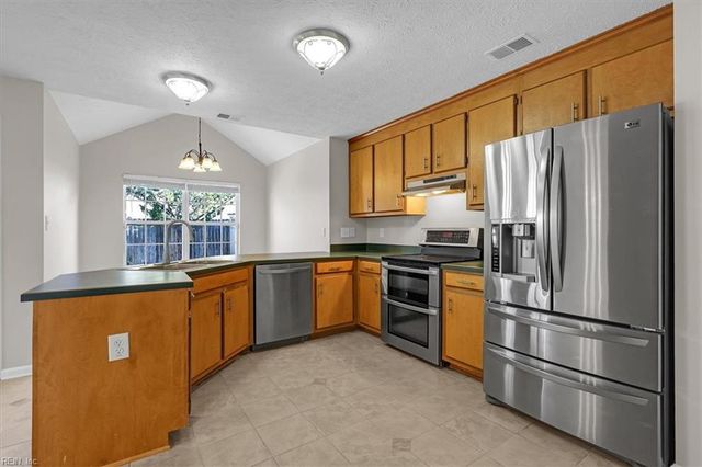 106 Leeds WAY, Newport News, VA 23608