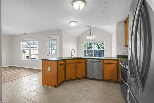 106 Leeds WAY, Newport News, VA 23608