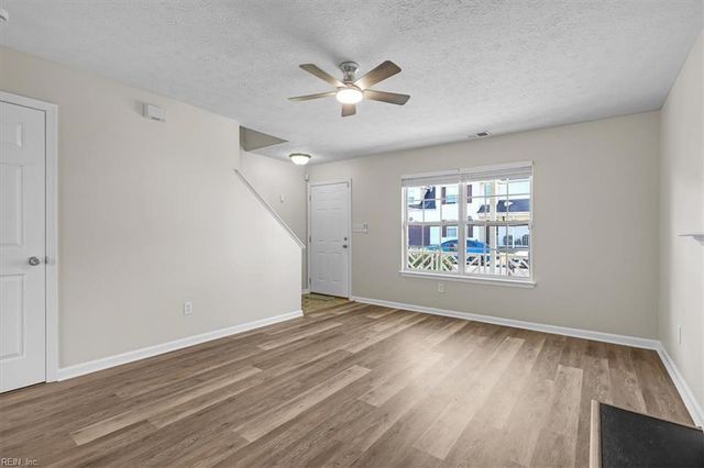 106 Leeds WAY, Newport News, VA 23608