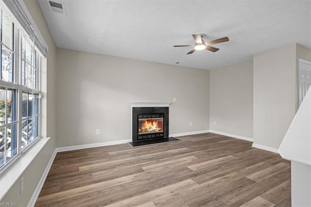 106 Leeds WAY, Newport News, VA 23608